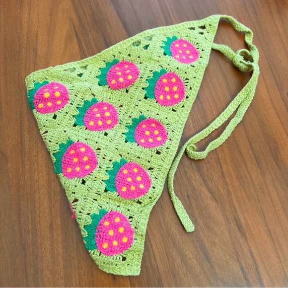 Green Crochet Floral Headscarf - Picture 3 of 4